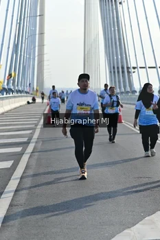 Runner Photo 2134258