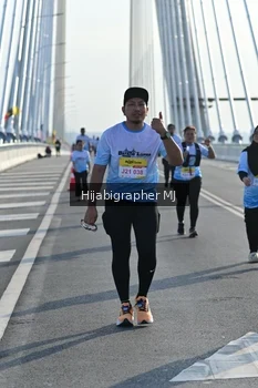 Runner Photo 2134263