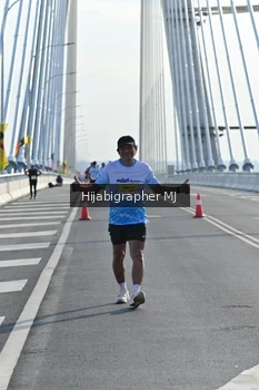 Runner Photo 2134298