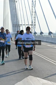 Runner Photo 2134311