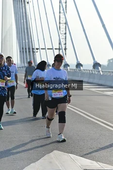 Runner Photo 2134312