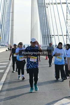 Runner Photo 2134314