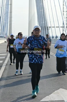 Runner Photo 2134322