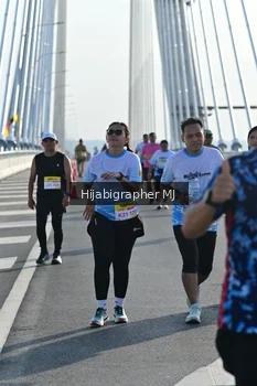 Runner Photo 2134337