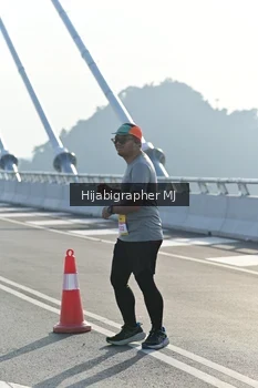 Runner Photo 2134370