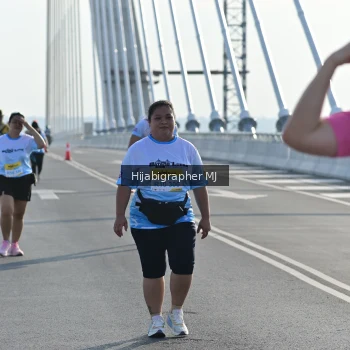 Runner Photo 2134388