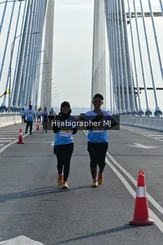 Runner Photo 2134496