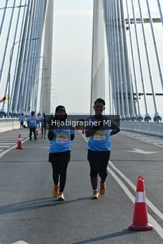 Runner Photo 2134500