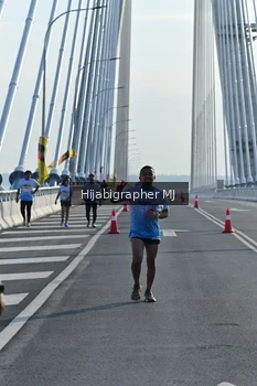 Runner Photo 2134524