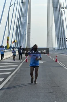 Runner Photo 2134525