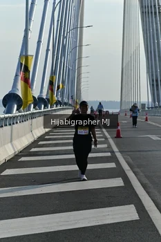 Runner Photo 2134550