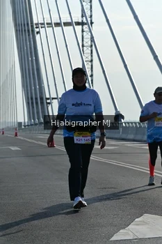 Runner Photo 2134631