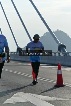 Runner Photo 2134634