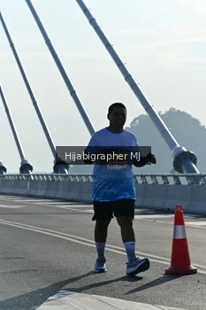 Runner Photo 2134682