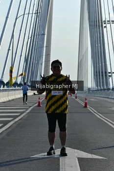 Runner Photo 2134690