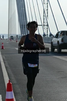 Runner Photo 2134704