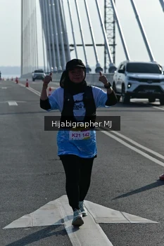 Runner Photo 2134761