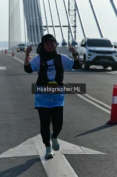 Runner Photo 2134763