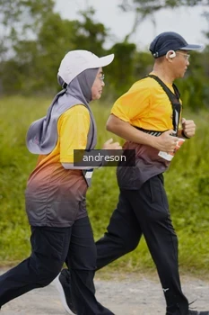 Runner Photo 2134972