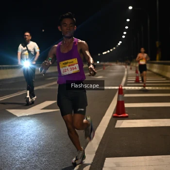 Runner Photo 2136457