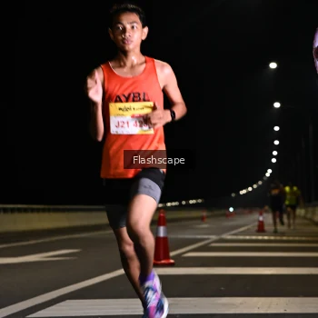 Runner Photo 2136480