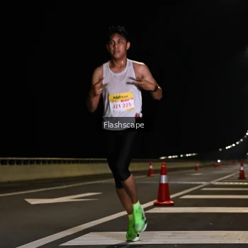 Runner Photo 2136492