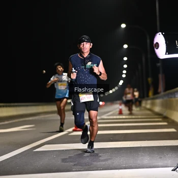 Runner Photo 2136624