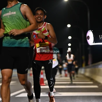 Runner Photo 2136642