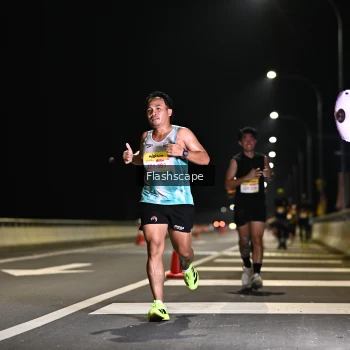 Runner Photo 2136670