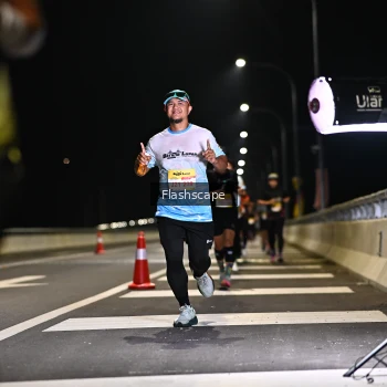 Runner Photo 2136696