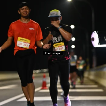 Runner Photo 2136712