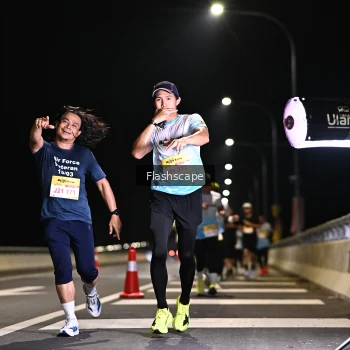 Runner Photo 2136978