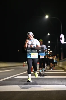 Runner Photo 2136990