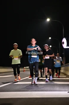 Runner Photo 2136996