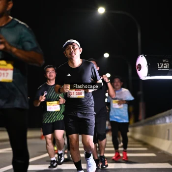 Runner Photo 2137001