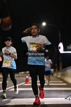 Runner Photo 2137011