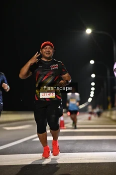 Runner Photo 2137069