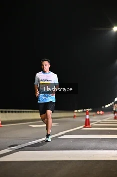 Runner Photo 2137070