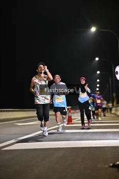 Runner Photo 2137080