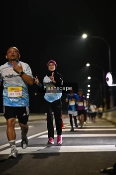 Runner Photo 2137088