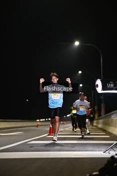 Runner Photo 2137119
