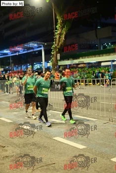 Runner Photo 213717