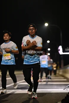 Runner Photo 2137170