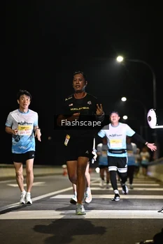 Runner Photo 2137223
