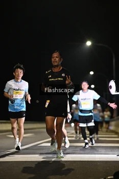 Runner Photo 2137224