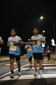 Runner Photo 2137251