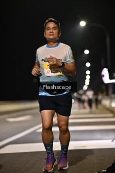 Runner Photo 2137343