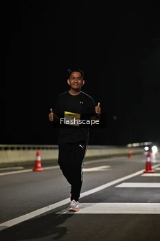Runner Photo 2137344