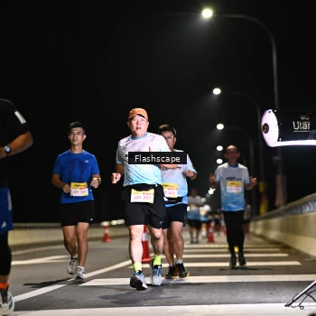 Runner Photo 2137579