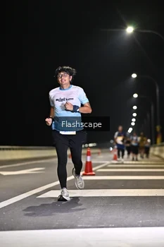 Runner Photo 2138035